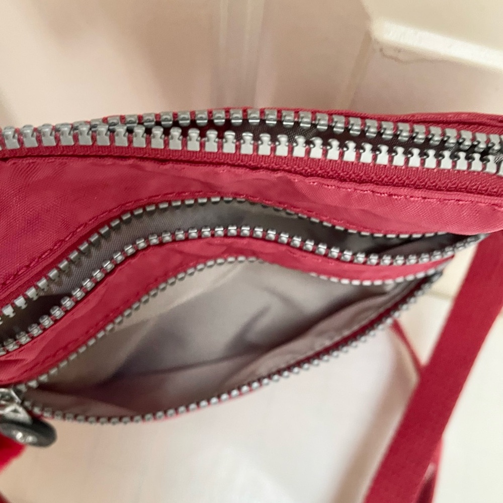 Bundle of 2 Kipling triple zip crossbody mini bags - Picture 9 of 16